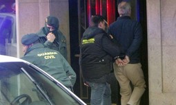 Un tribunal militar reabre el caso del compañero acusado de un delito durante el traslado del padre de Asunta