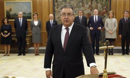 El Ministro deberá convocar un pleno extraordinario por el escándalo de las nóminas tras el apoyo de las asociaciones a la petición de AUGC