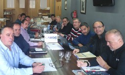 Gran preocupación entre las familias de los guardias civiles de Tráfico de Navarra ante la posible transferencia de competencias a la Policía Foral