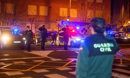 La Guardia Civil prohíbe a sus agentes participar en los homenajes conjuntos populares por el coronavirus