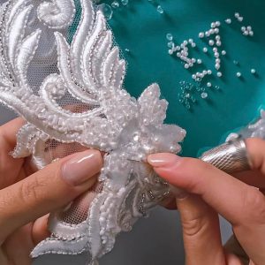 carla-caroli-ricamatori-di-alta-moda-fasano-brindisi-gallery
