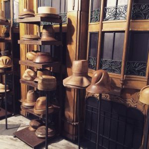 giusy-bresciani-modisti-e-cappellai-milano-gallery