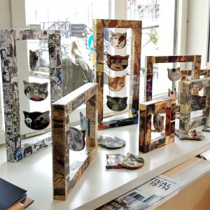melting-poet-costume-jewellers-gallery