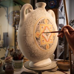 la-maiolica-linda-zepponi-ceramisti-cagli-pesaro-e-urbino-gallery