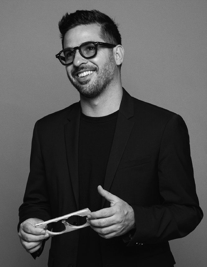 arias-eyewear-occhialai-cagliari-profile