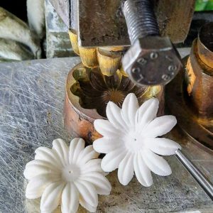 passion-petales-ricamatori-di-alta-moda-caserta-gallery-1