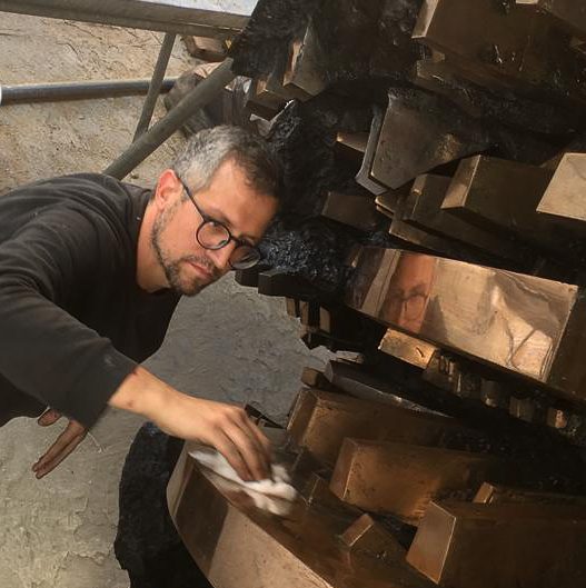 alessandro-valentini-bronze-sculptor-rome-profile