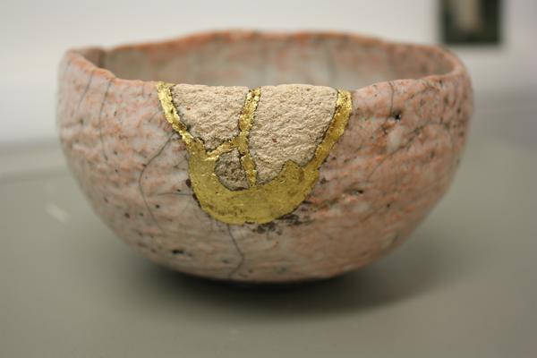 Japanese Gold Lacquer Repair