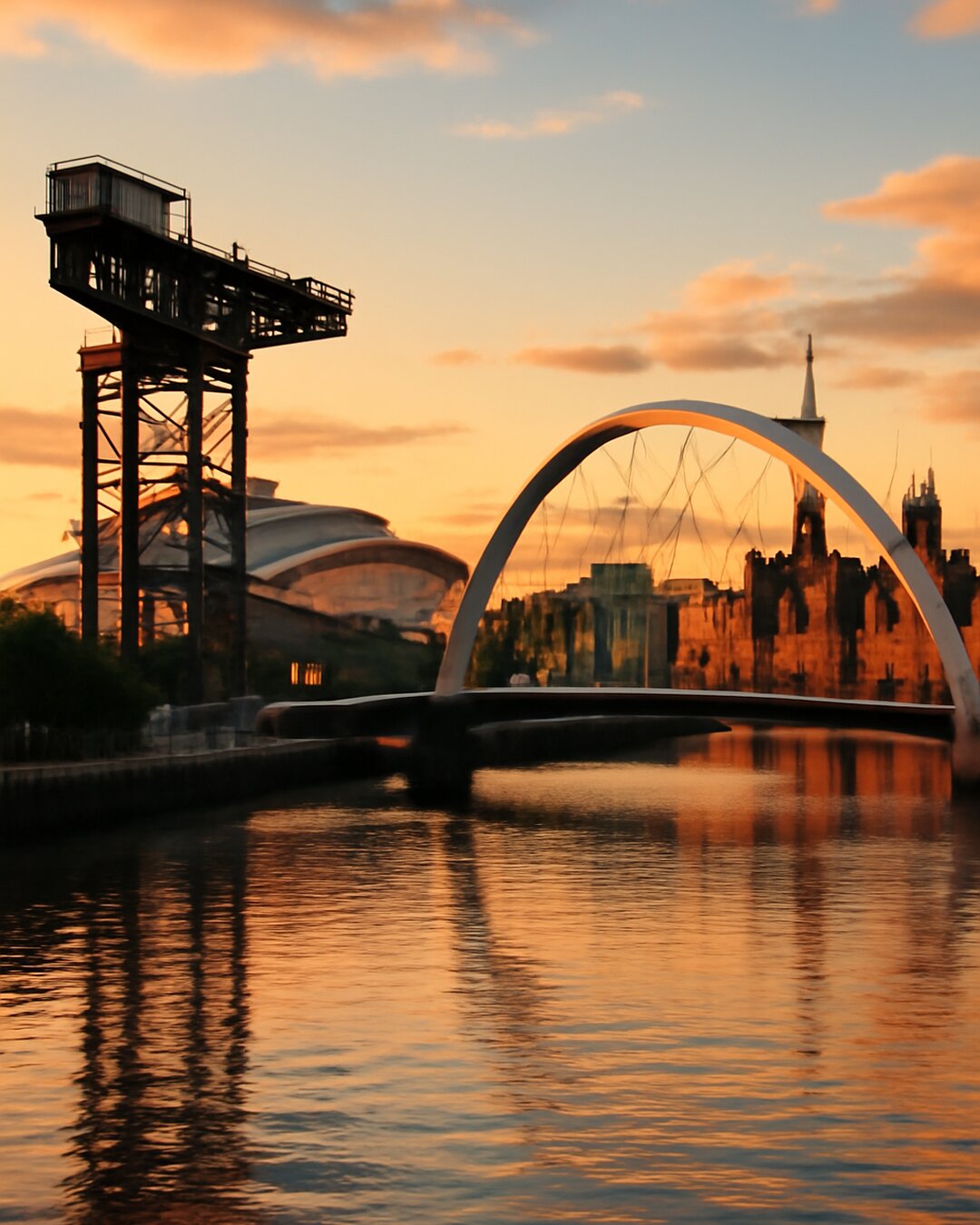 A Sensory Journey in the Heart of Glasgow: Discover its Sounds, Flavours, and Colours