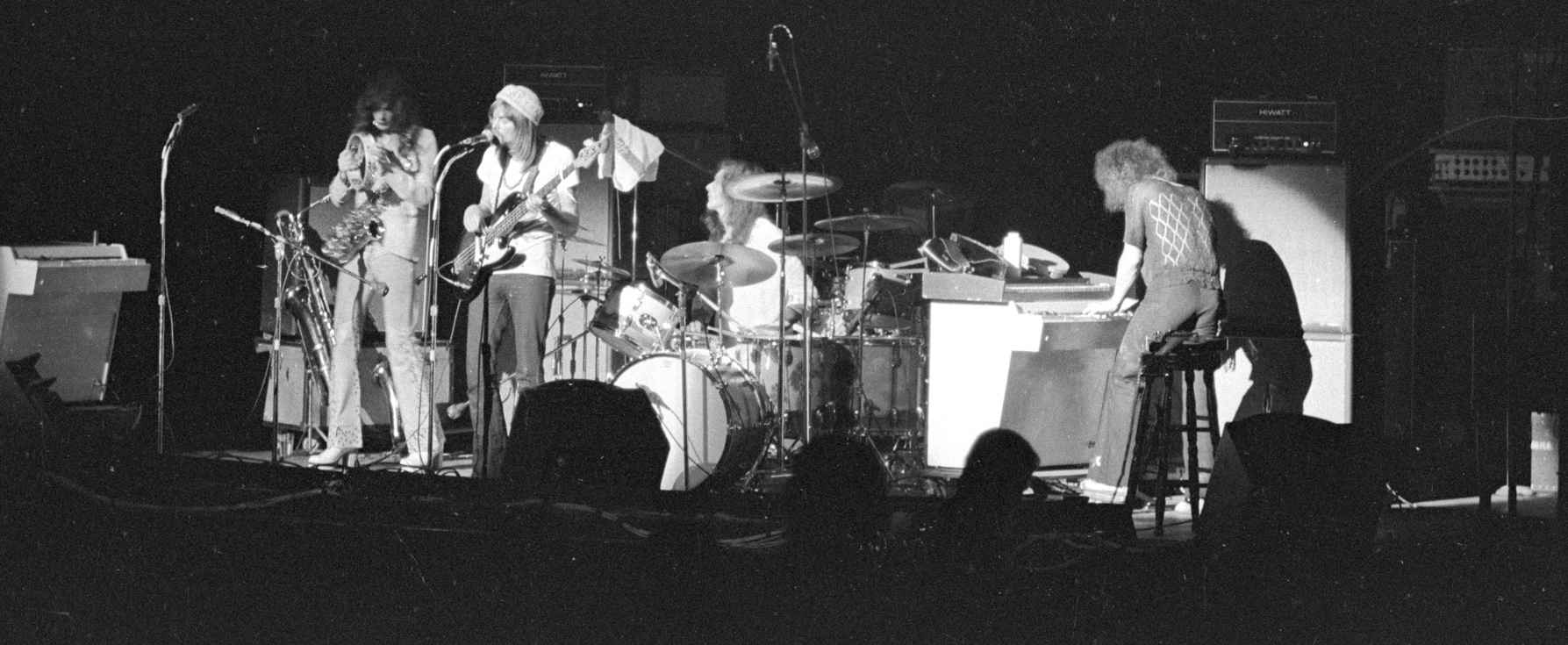 DGM Live: 1972 Earthbound Tour