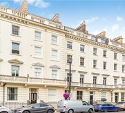 Warwick Square raised ground floor flat