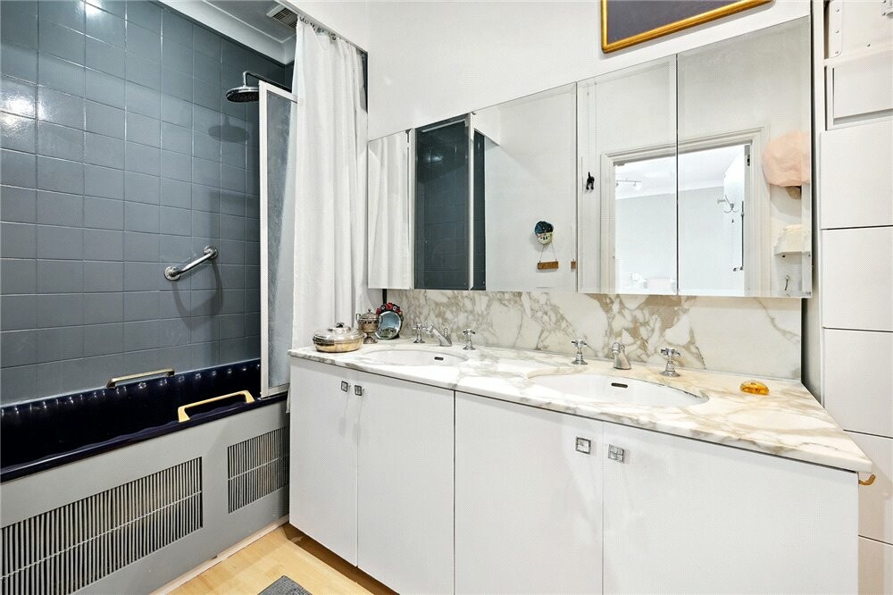 Picture No. 14 | 4 bedroom Maisonette in Green Street Mayfair W1K