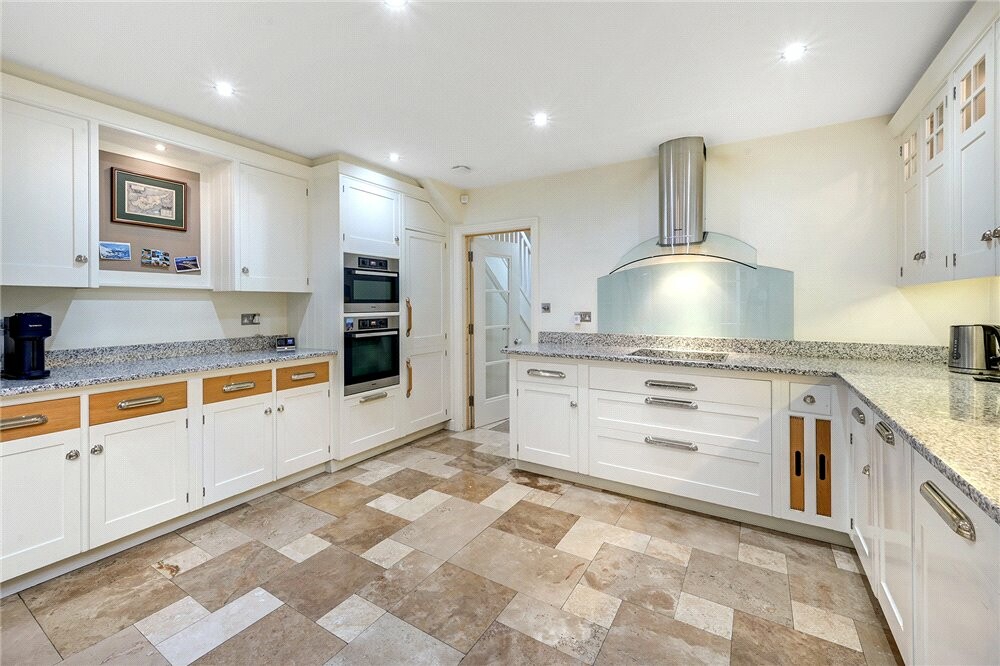 Picture No. 06 | 3 bedroom House in Holland Park Road Holland Park W14