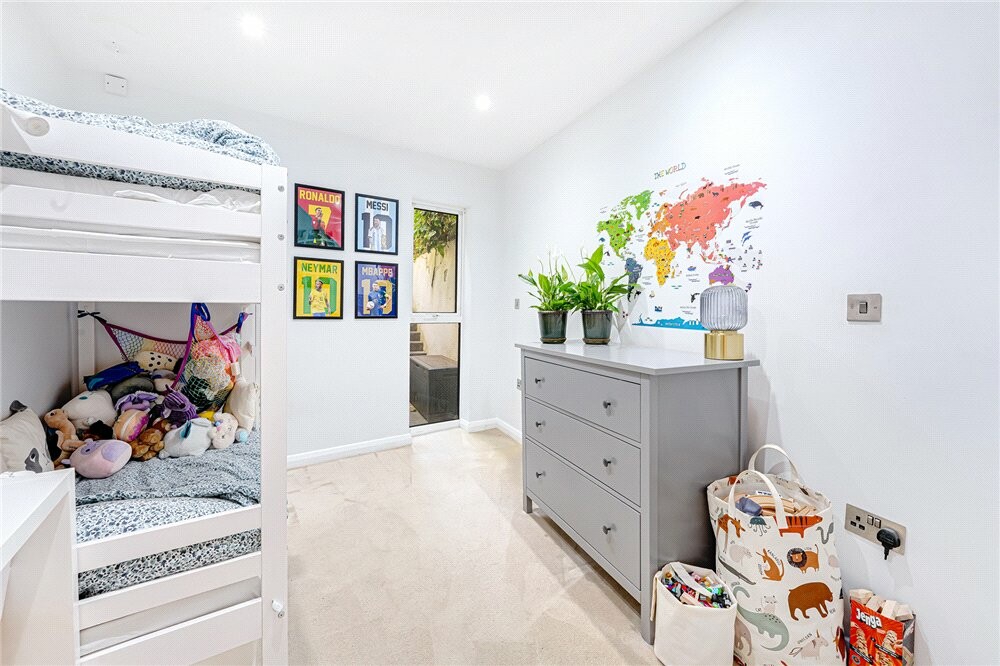 Picture No. 27 | 2 bedroom Flat in Eardley Crescent Earl