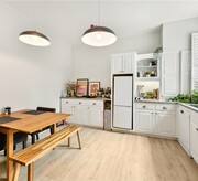 2 Bedroom Flat, Earl's Court Square, SW5