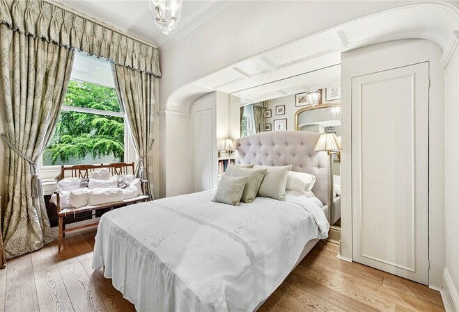 Ormonde Gate SW3 2 Bedrooms 2 bathrooms Garden