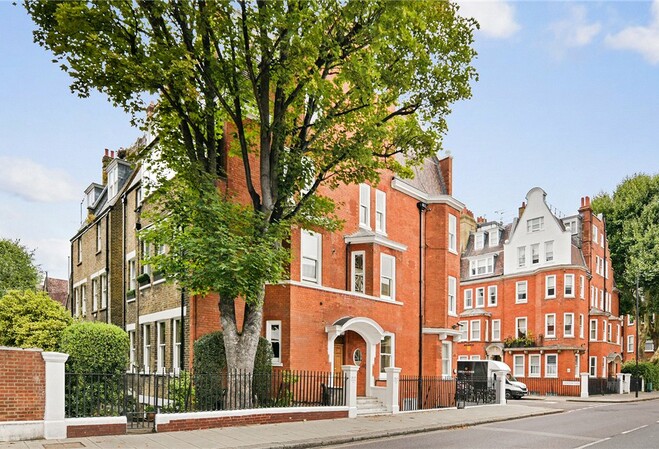 Ormonde Gate SW3 2 Bedrooms 2 bathrooms Garden