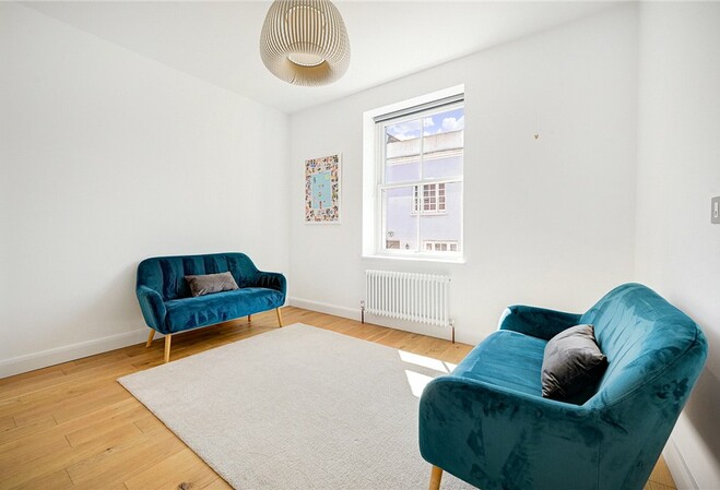 Redfield Lane, Earls Court Village SW5