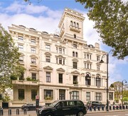 Queen's Gate SW7