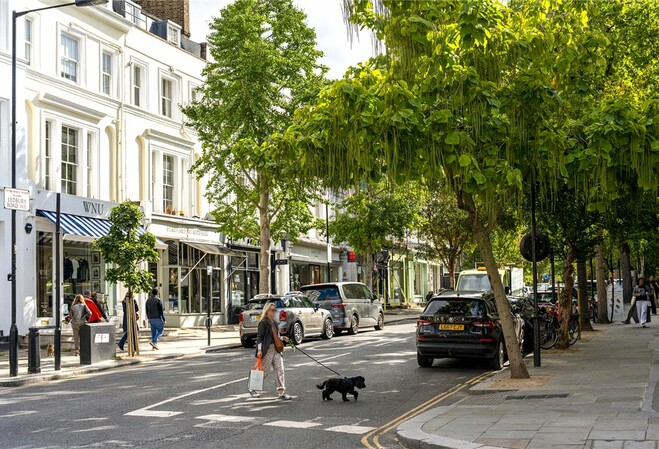 Lovely 1 bedroom apartment for sale in Chepstow Road, Notting Hill, W2.