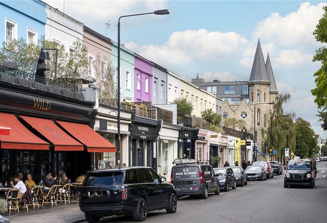 Lovely 1 bedroom apartment for sale in Chepstow Road, Notting Hill, W2.