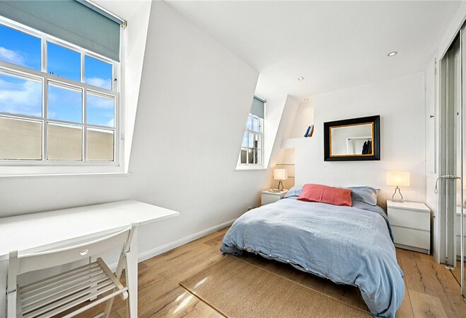 Lovely 1 bedroom apartment for sale in Chepstow Road, Notting Hill, W2.