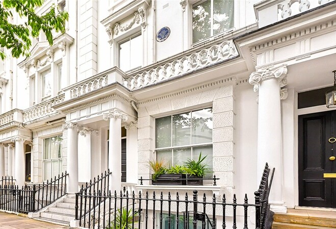 Palace Gardens Terrace London W8 2 bedroom 2 bathroom with patio