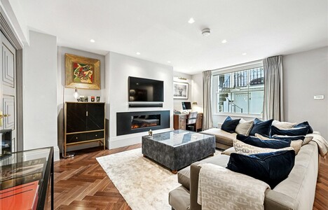 Palace Gardens Terrace London W8 2 bedroom 2 bathroom with patio