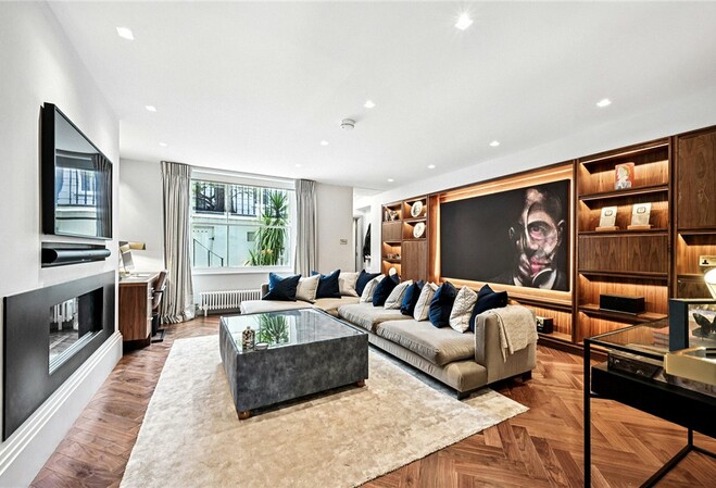 Palace Gardens Terrace London W8 2 bedroom 2 bathroom with patio