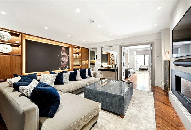 Palace Gardens Terrace London W8 2 bedroom 2 bathroom with patio