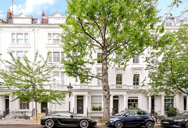 Palace Gardens Terrace London W8 2 bedroom 2 bathroom with patio