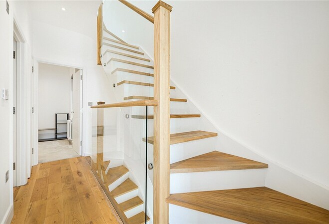 Redfield Lane, Earls Court Village SW5