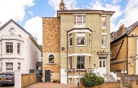 North Side, Wandsworth Common SW18